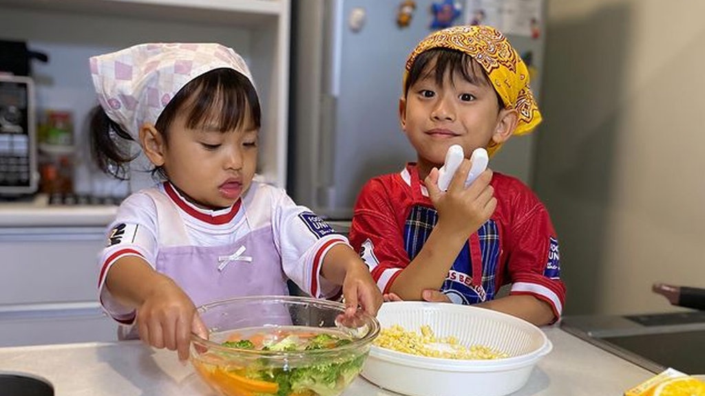 Siapa Mama Mega dan Ritsuki, Kenapa Viral di Medsos? Siapa Mama Mega dan Ritsuki, Kenapa Viral di Medsos?