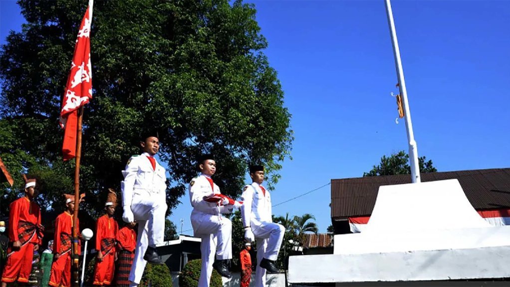 Susunan Upacara Hari Guru Nasional 2024 & Ketentuan Pakaiannya Susunan Upacara Hari Guru Nasional 2024 & Ketentuan Pakaiannya