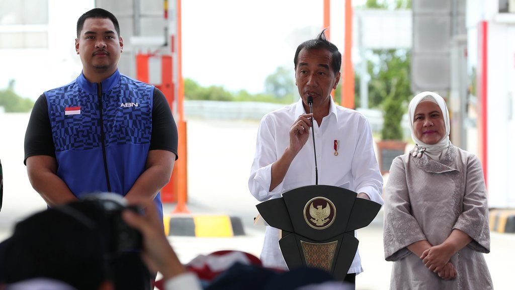 Jokowi: PON Ajang untuk Melahirkan Atlet Terbaik Bangsa Jokowi: PON Ajang untuk Melahirkan Atlet Terbaik Bangsa