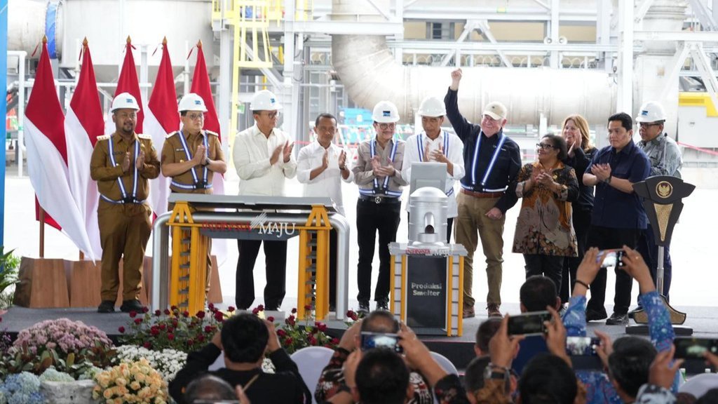 Freeport Targetkan Smelter Gresik Jadi Pabrik Tembaga Raksasa Freeport Targetkan Smelter Gresik Jadi Pabrik Tembaga Raksasa