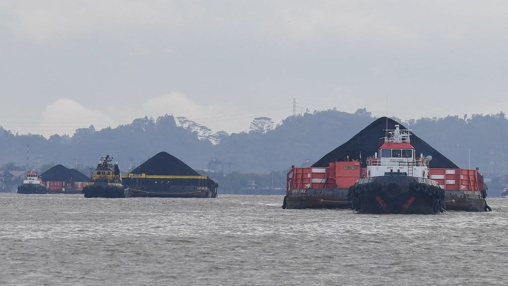United Tractors Dapat Kenaikan RKAB Batu Bara Jadi 12,4 Juta Ton United Tractors Dapat Kenaikan RKAB Batu Bara Jadi 12,4 Juta Ton