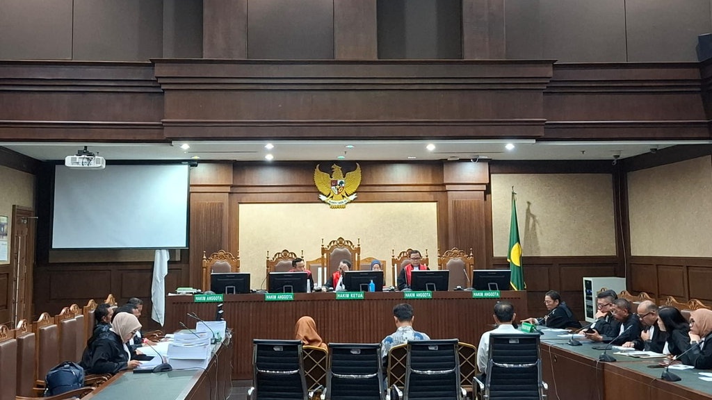 Eks Dirjen Kemnaker Reyna Usman Dituntut 4 Tahun 8 Bulan Penjara Eks Dirjen Kemnaker Reyna Usman Dituntut 4 Tahun 8 Bulan Penjara