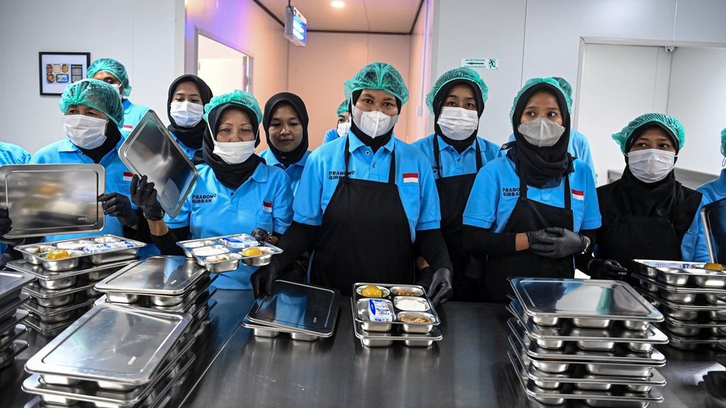 BGN Pastikan 190 Dapur Layanan Siap Distribusikan MBG Besok BGN Pastikan 190 Dapur Layanan Siap Distribusikan MBG Besok