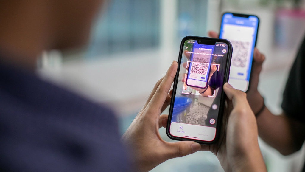 Transaksi BRImo Makin Mudah dan Aman dengan Fitur QRIS Transfer Transaksi BRImo Makin Mudah dan Aman dengan Fitur QRIS Transfer
