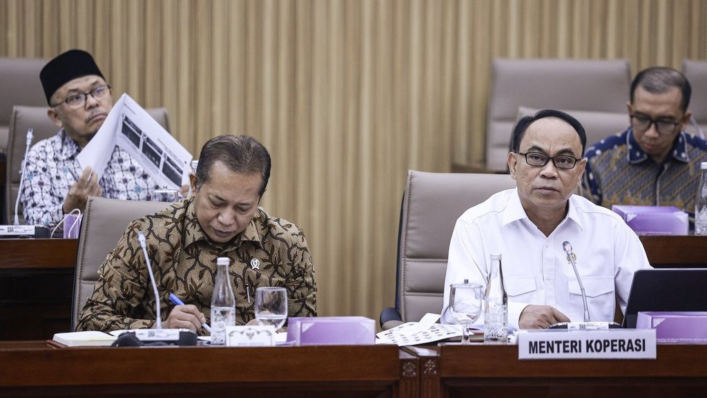 Budi Arie usai Dicecar DPR soal Judi Online: Saya Fokus Koperasi Budi Arie usai Dicecar DPR soal Judi Online: Saya Fokus Koperasi