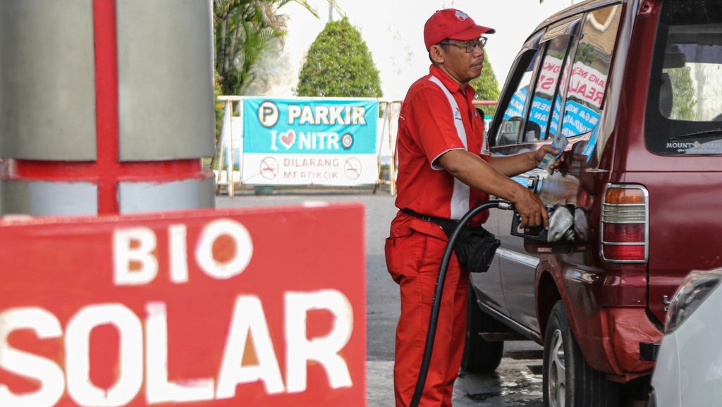 Benarkah Isi Pertalite-Solar Harus Pakai STNK? Cek Faktanya Benarkah Isi Pertalite-Solar Harus Pakai STNK? Cek Faktanya