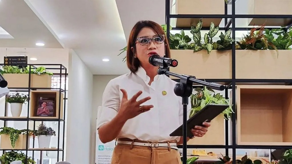 Profil Prita Laura Jubir PCO dan Apa Saja Tugasnya? Profil Prita Laura Jubir PCO dan Apa Saja Tugasnya?