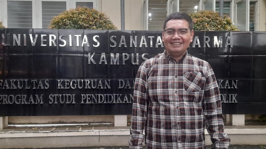 Ketika Romo Andalas Tersalib di Tumpukan Sampah Kota Yogyakarta Ketika Romo Andalas Tersalib di Tumpukan Sampah Kota Yogyakarta