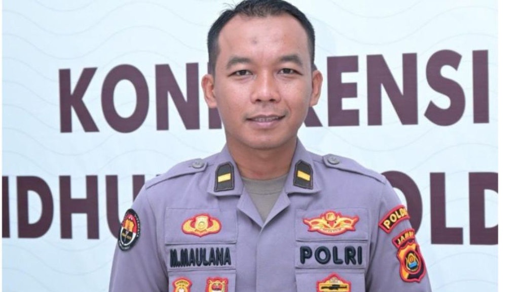 Polisi Tangkap 3 Pelaku Penjarah Mobil Pengangkut Daging MBG Polisi Tangkap 3 Pelaku Penjarah Mobil Pengangkut Daging MBG
