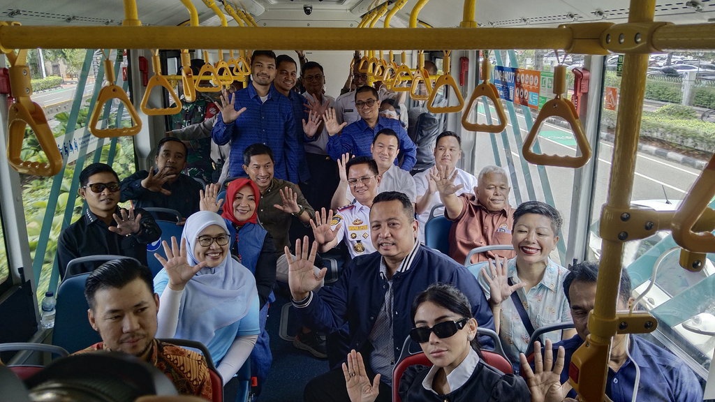 Antusiasme Warga Jakarta Nikmati Layanan Transum Gratis Antusiasme Warga Jakarta Nikmati Layanan Transum Gratis