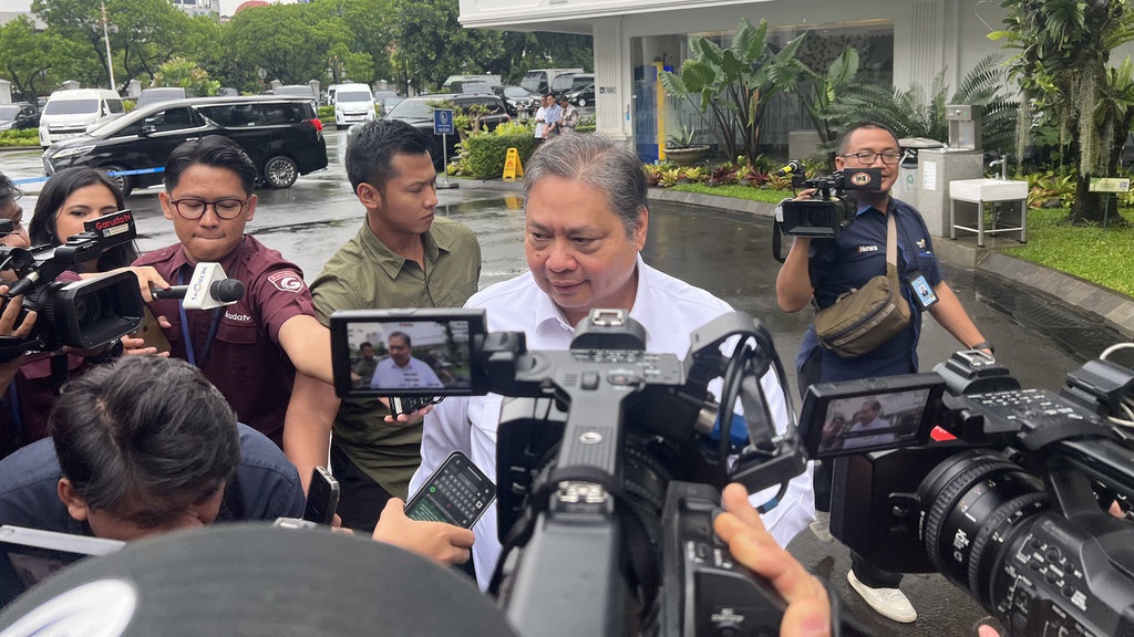 Aturan DHE SDA Ditahan 100% Minimal 1 Tahun Berlaku 1 Maret 2025 Aturan DHE SDA Ditahan 100% Minimal 1 Tahun Berlaku 1 Maret 2025