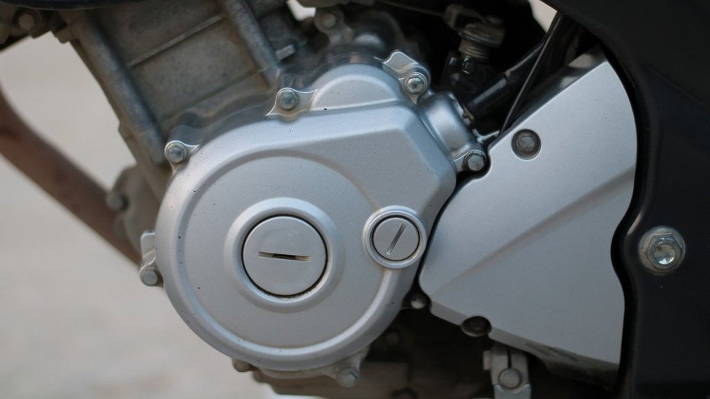 Ketahui 7 Penyebab Motor Injeksi Brebet saat Digas Ketahui 7 Penyebab Motor Injeksi Brebet saat Digas