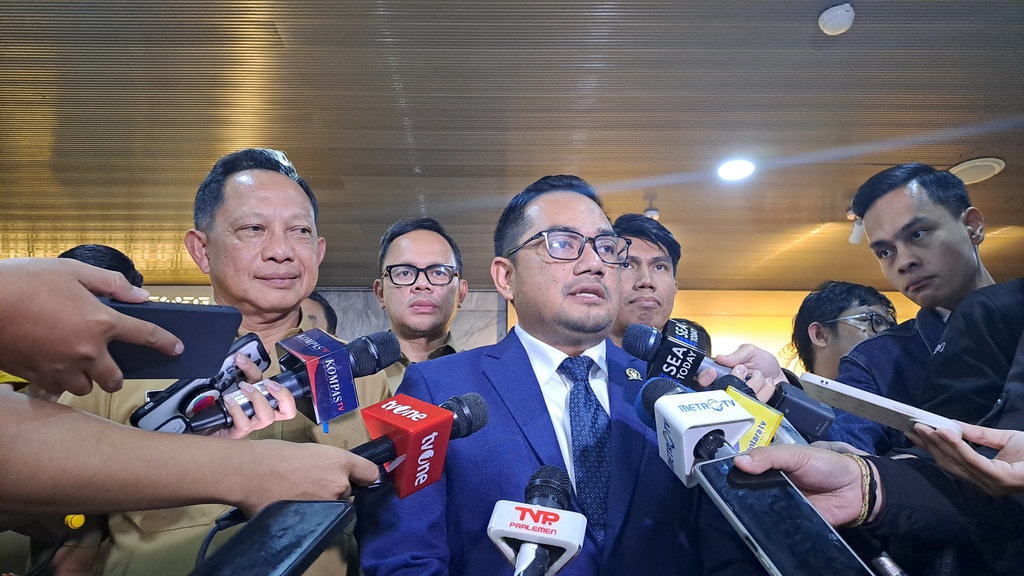 Komisi II DPR Dorong Pembentukan Single ID Number di UU Adminduk Komisi II DPR Dorong Pembentukan Single ID Number di UU Adminduk