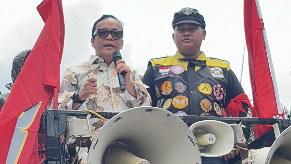 Wamenaker: Negara Paksa Aplikator Beri THR Ojol Berupa Uang Wamenaker: Negara Paksa Aplikator Beri THR Ojol Berupa Uang