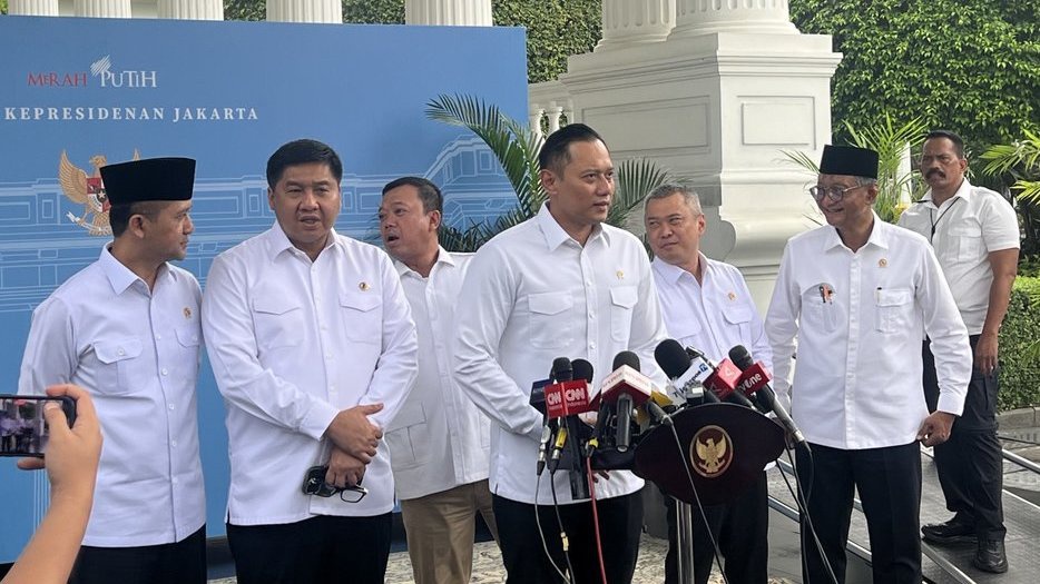 Penjelasan AHY soal Diskon Harga Tiket Pesawat saat Lebaran Penjelasan AHY soal Diskon Harga Tiket Pesawat saat Lebaran