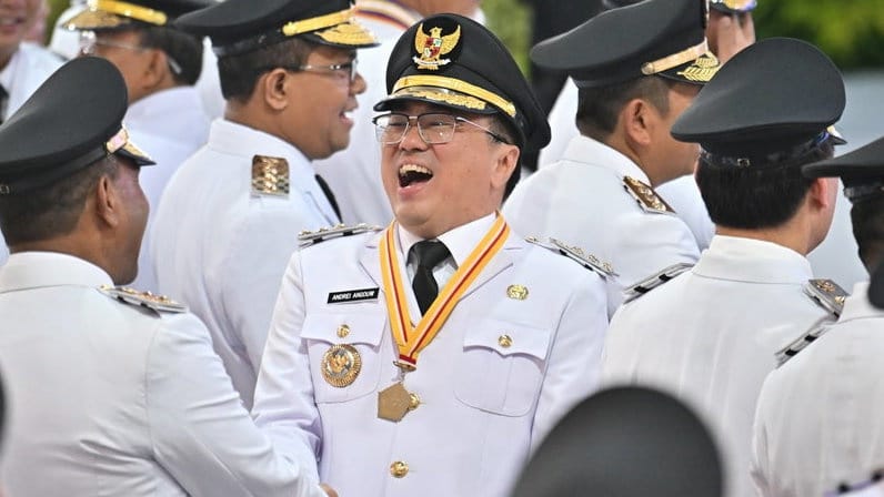 Menakar Kenaikan Gaji Kepala Daerah saat Pelayanan Publik Payah Menakar Kenaikan Gaji Kepala Daerah saat Pelayanan Publik Payah