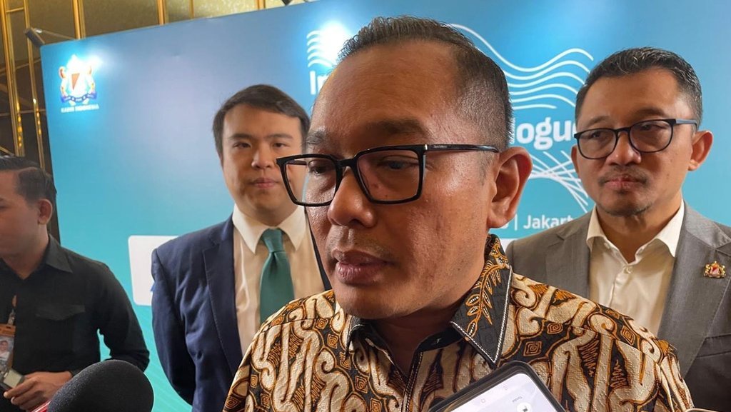 Wamen Investasi Sebut Pemalakan Pengusaha Ada di Banyak Provinsi Wamen Investasi Sebut Pemalakan Pengusaha Ada di Banyak Provinsi