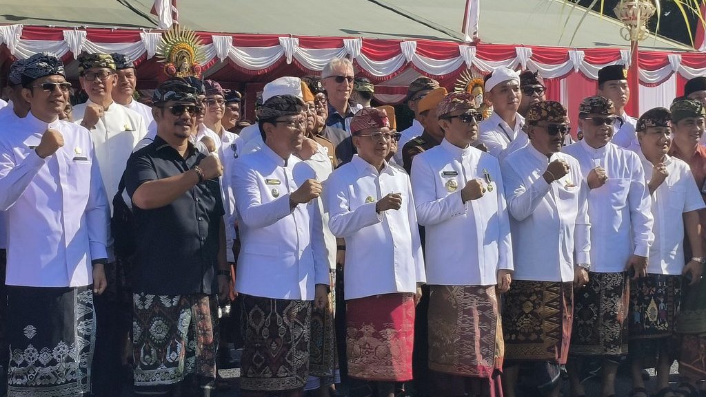 Jurus Wayan Koster Atasi Kemacetan di Denpasar hingga Badung Jurus Wayan Koster Atasi Kemacetan di Denpasar hingga Badung