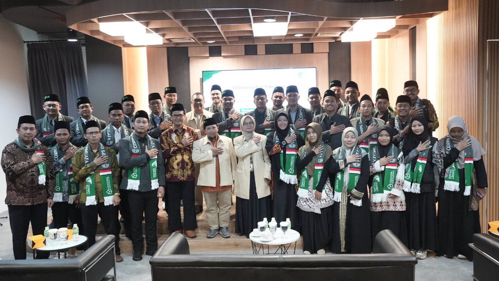 Dai Melintas Batas: Kiat Dompet Dhuafa Menebar Dakwah Dai Melintas Batas: Kiat Dompet Dhuafa Menebar Dakwah