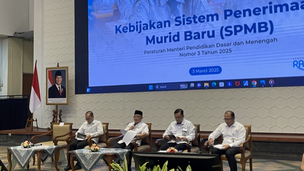Tetapkan SPMB, Kemendikdasmen Tingkatkan Kuota Prestasi Tetapkan SPMB, Kemendikdasmen Tingkatkan Kuota Prestasi