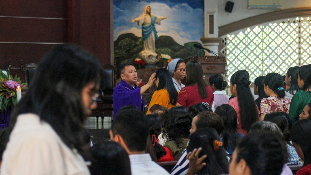 4 Contoh Tata Ibadah Paskah Lengkap dengan Susunan Acaranya 4 Contoh Tata Ibadah Paskah Lengkap dengan Susunan Acaranya