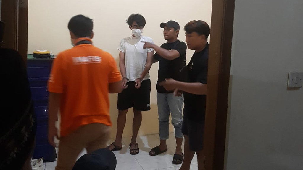 Pria di Bantul Bunuh Pacarnya & Simpan Kerangka Korban di Kamar Pria di Bantul Bunuh Pacarnya & Simpan Kerangka Korban di Kamar