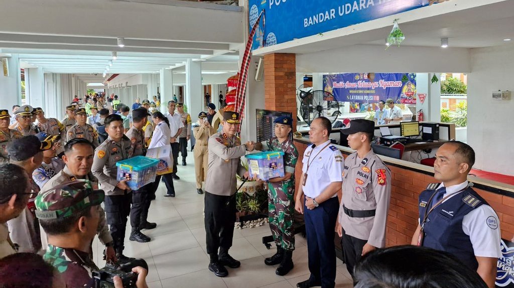 Lonjakan Penumpang Diprediksi di Bandara Ngurah Rai Hari Ini Lonjakan Penumpang Diprediksi di Bandara Ngurah Rai Hari Ini