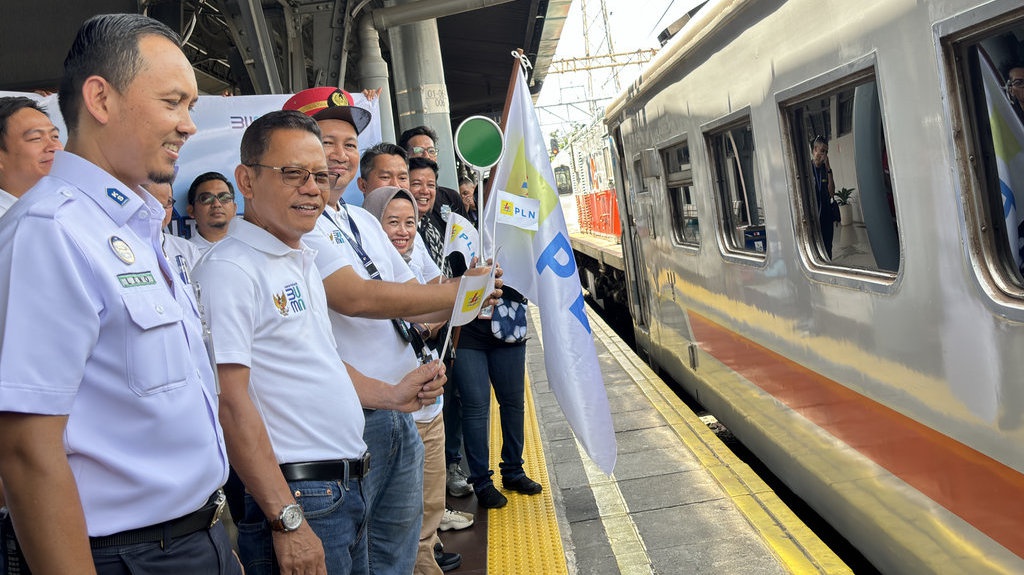 PLN Lepas 900 Pemudik Gratis Bersama BUMN Tujuan Malang PLN Lepas 900 Pemudik Gratis Bersama BUMN Tujuan Malang