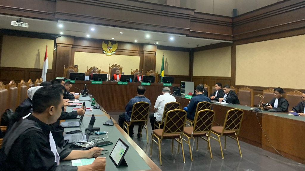 Pembacaan Tuntutan 3 Hakim Pemvonis Bebas Ronald Tannur Ditunda Pembacaan Tuntutan 3 Hakim Pemvonis Bebas Ronald Tannur Ditunda