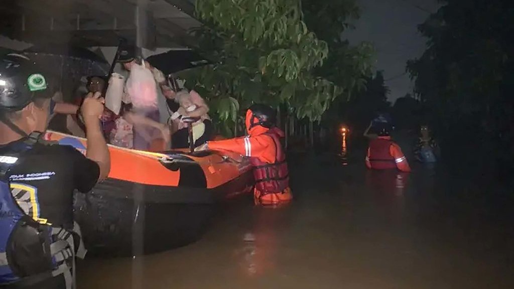 Sungai Cileungsi & Cikeas akan Dinormalisasi demi Cegah Banjir Sungai Cileungsi & Cikeas akan Dinormalisasi demi Cegah Banjir