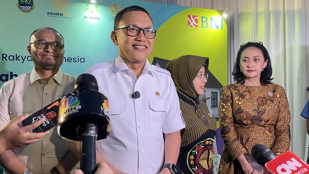 Menteri P2MI Resmi Mulai Program 20.000 Rumah Subsidi untuk PMI Menteri P2MI Resmi Mulai Program 20.000 Rumah Subsidi untuk PMI
