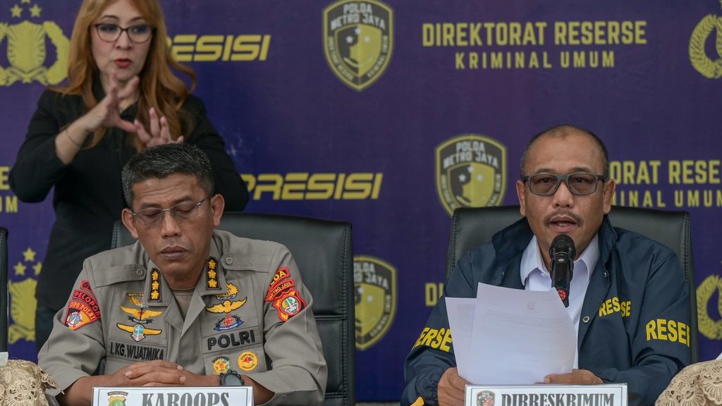 Ormas Trinusa Palak Pedagang di Pasar SGC Cikarang, Raup Rp5,8 M Ormas Trinusa Palak Pedagang di Pasar SGC Cikarang, Raup Rp5,8 M