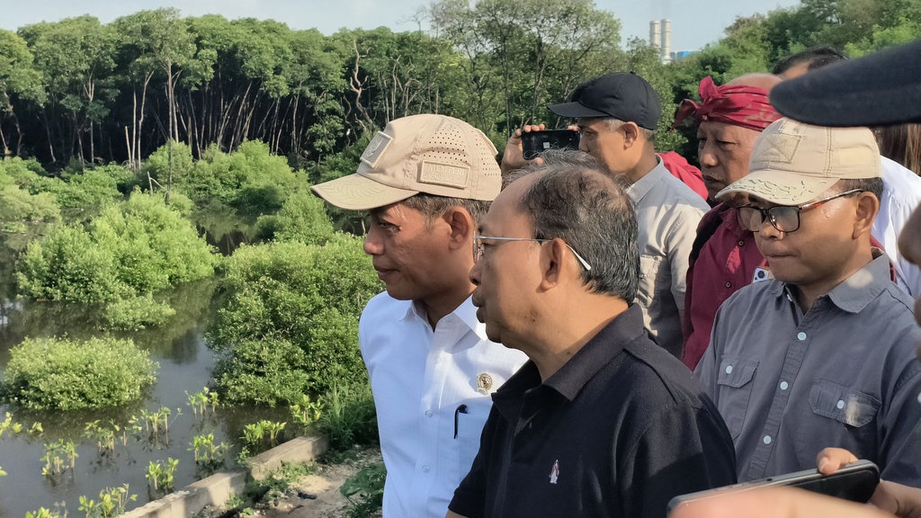 Kementerian LH Tetapkan Tersangka Pengelolaan TPA Suwung Bali Kementerian LH Tetapkan Tersangka Pengelolaan TPA Suwung Bali