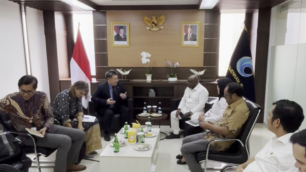 Pigai Minta UNHCR Bantu Lindungi Pengungsi WNI di Luar Negeri Pigai Minta UNHCR Bantu Lindungi Pengungsi WNI di Luar Negeri