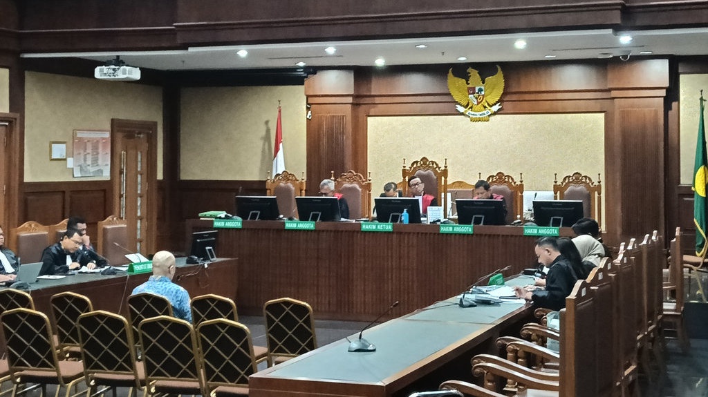 Eks Dirut Taspen Minta Dibebaskan dari Tahanan Eks Dirut Taspen Minta Dibebaskan dari Tahanan