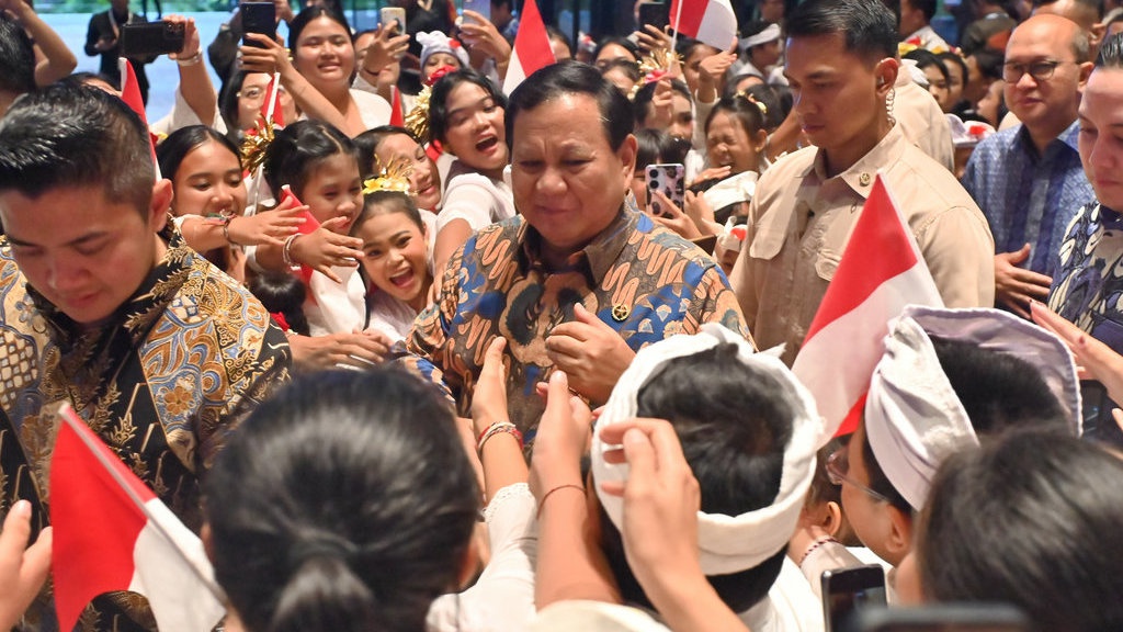 Prabowo Bercanda Diam-Diam akan Berobat Gigi di Ngoerah Sun Prabowo Bercanda Diam-Diam akan Berobat Gigi di Ngoerah Sun