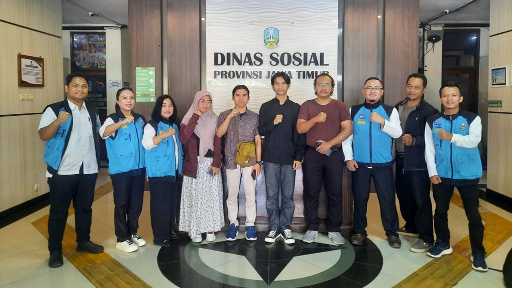 Dinsos Jatim Fasilitasi Pemulangan Mahasiswa dari Iran Dinsos Jatim Fasilitasi Pemulangan Mahasiswa dari Iran