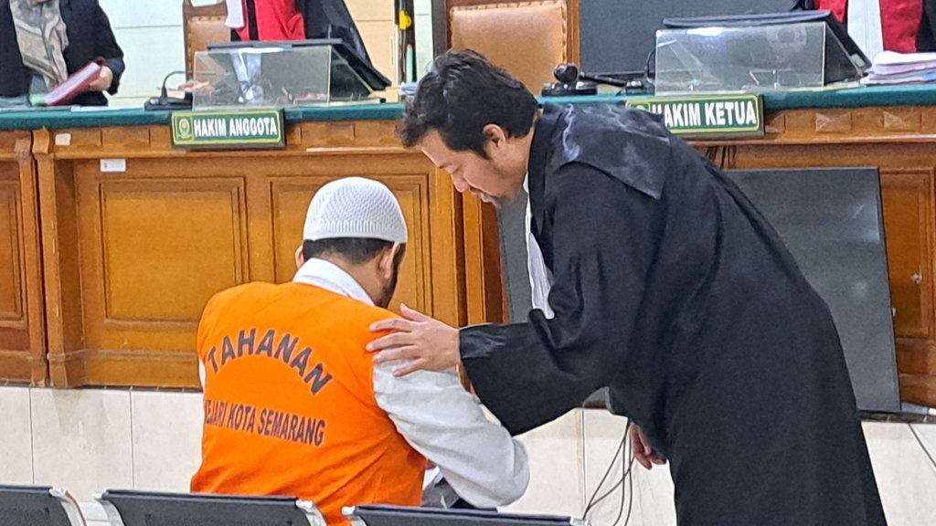 Aipda Robig Protes Pemberitaan Media Selalu Menyudutkan Dirinya Aipda Robig Protes Pemberitaan Media Selalu Menyudutkan Dirinya
