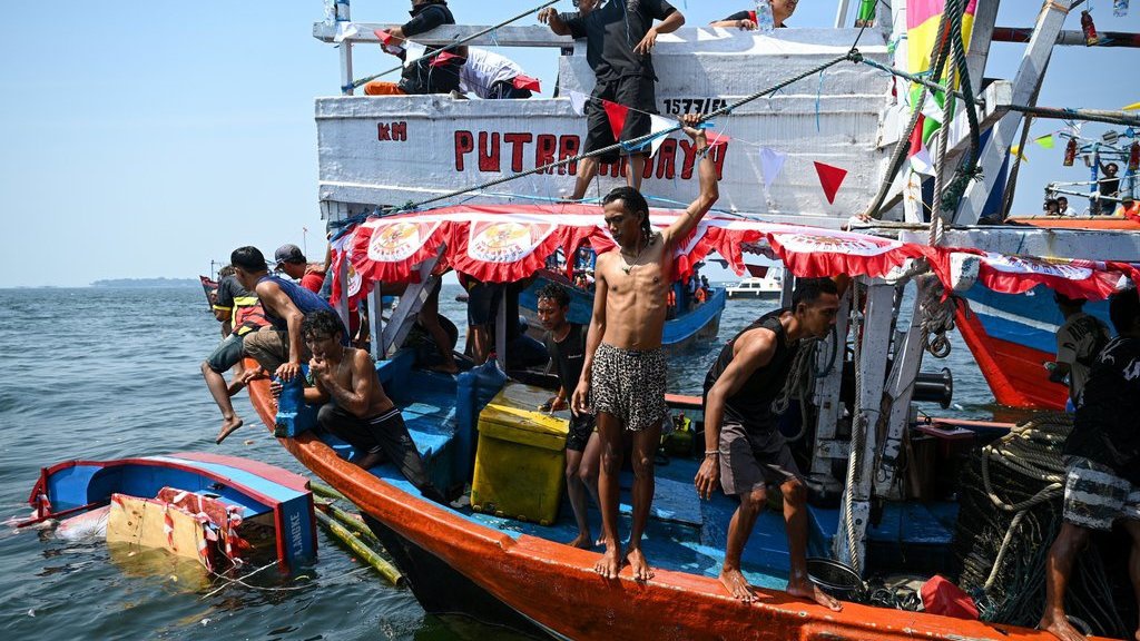 KKP Akui Lonjakan Harga BBM Berpotensi Kuras Pendapatan Nelayan KKP Akui Lonjakan Harga BBM Berpotensi Kuras Pendapatan Nelayan