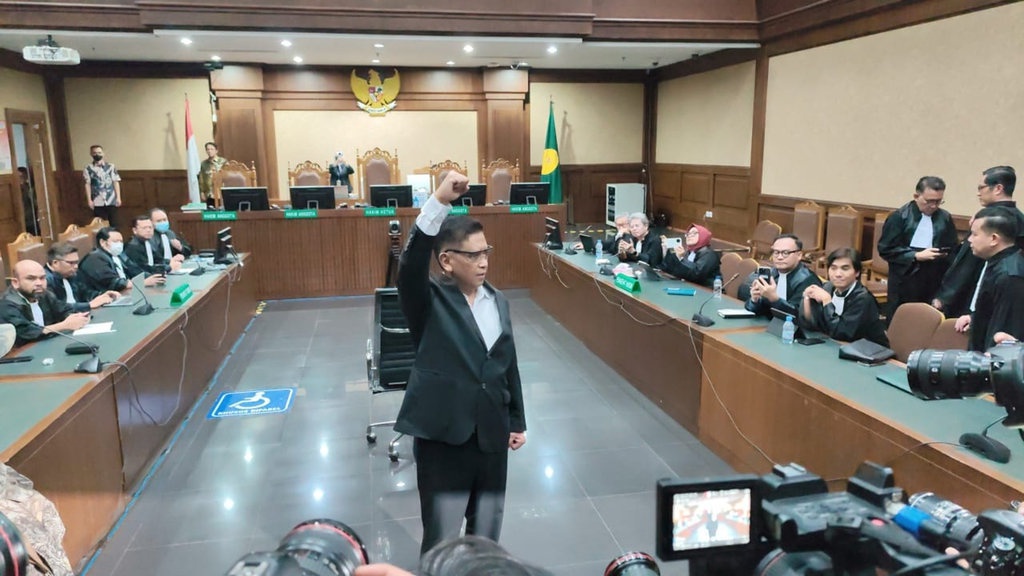 Hasto Klaim Telah Ketahui Vonis Hakim 3,5 Tahun Bui sejak April Hasto Klaim Telah Ketahui Vonis Hakim 3,5 Tahun Bui sejak April