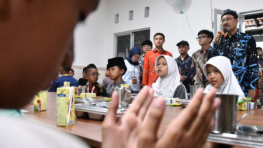Sekolah Rakyat Setara dengan Apa? Cek Penjelasan Kemensos Sekolah Rakyat Setara dengan Apa? Cek Penjelasan Kemensos
