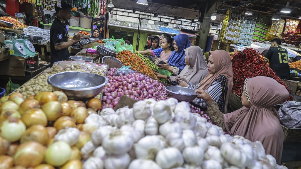 Kaleidoskop Ekonomi Indonesia 2025: Ada Ujian dan Terobosan Kaleidoskop Ekonomi Indonesia 2025: Ada Ujian dan Terobosan