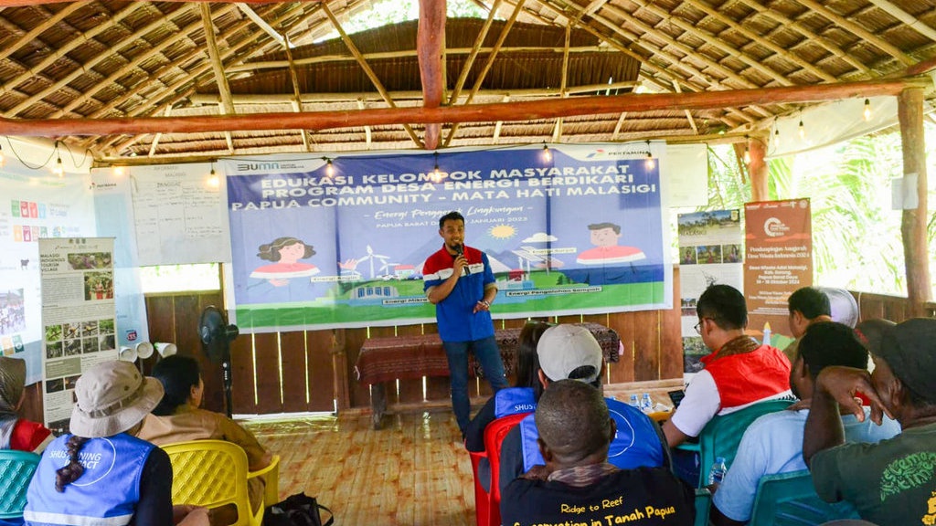 Pertamina Bantu Kampung Adat Malasigi di Papua Berdikari Energi Pertamina Bantu Kampung Adat Malasigi di Papua Berdikari Energi
