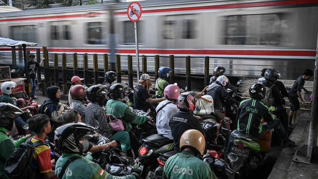 Kronologi Awal KA Argo Bromo Tabrak KRL di Stasiun Bekasi Timur Kronologi Awal KA Argo Bromo Tabrak KRL di Stasiun Bekasi Timur