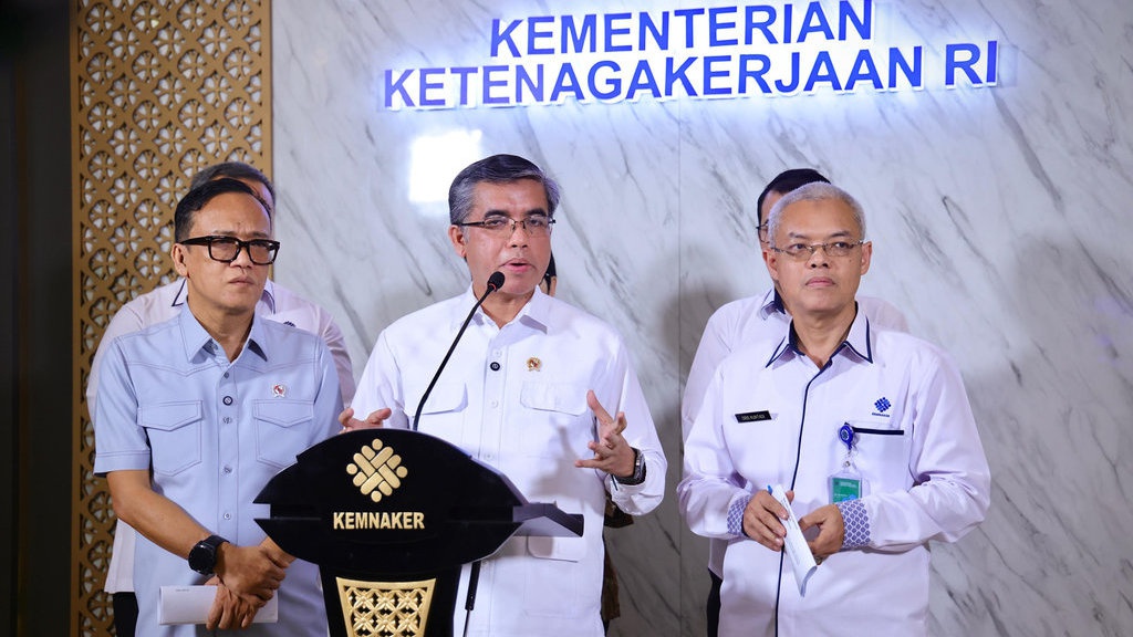 Menaker Imbau Perusahaan Beri Kesempatan Buruh Rayakan HUT RI Menaker Imbau Perusahaan Beri Kesempatan Buruh Rayakan HUT RI