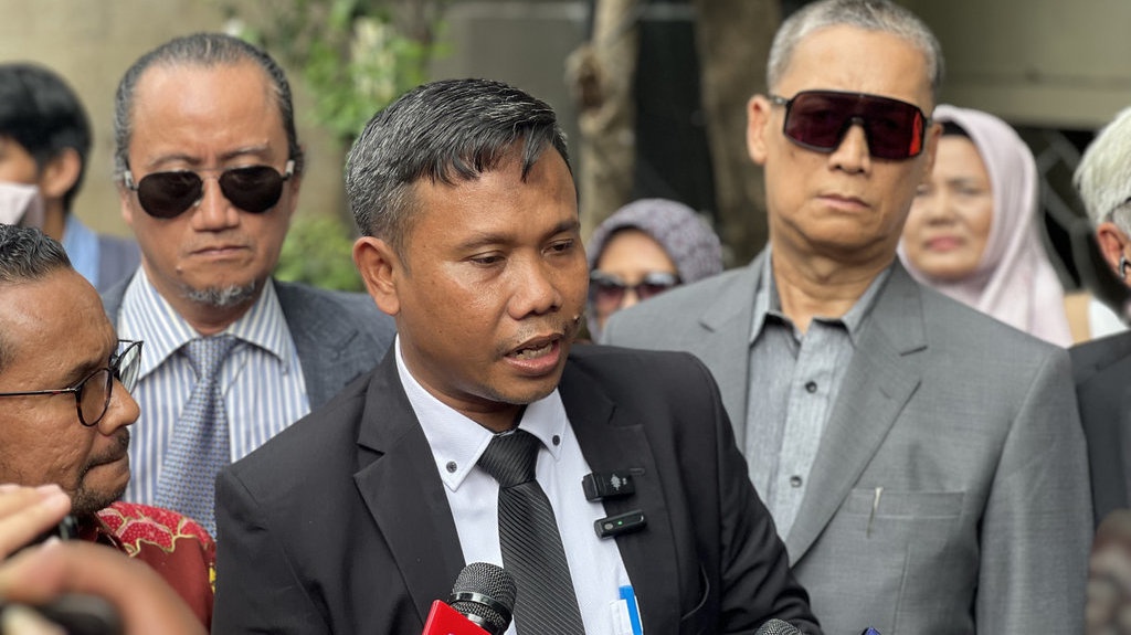 Abraham Samad Cs Minta Tunda Pemeriksaan di Kasus Ijazah Jokowi Abraham Samad Cs Minta Tunda Pemeriksaan di Kasus Ijazah Jokowi