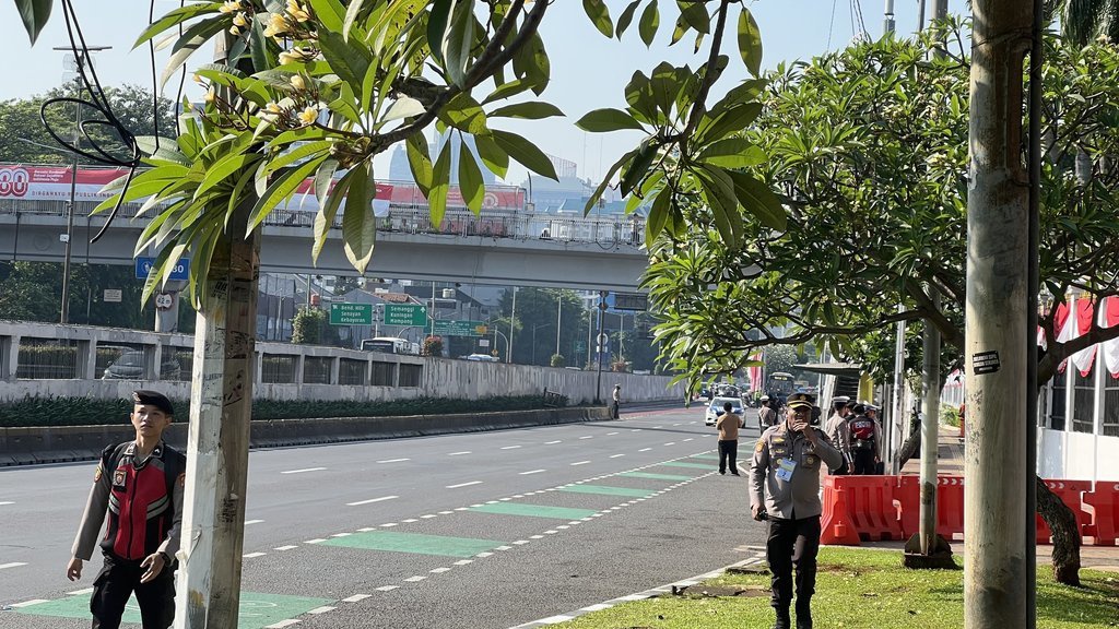 Bisakah Lewat Gedung DPR MPR RI Hari Ini? Cek Infonya Bisakah Lewat Gedung DPR MPR RI Hari Ini? Cek Infonya