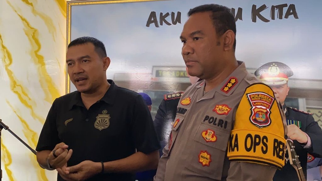 Polisi Imbau Suporter Tertib saat Laga Bhayangkara FC vs PSM Polisi Imbau Suporter Tertib saat Laga Bhayangkara FC vs PSM