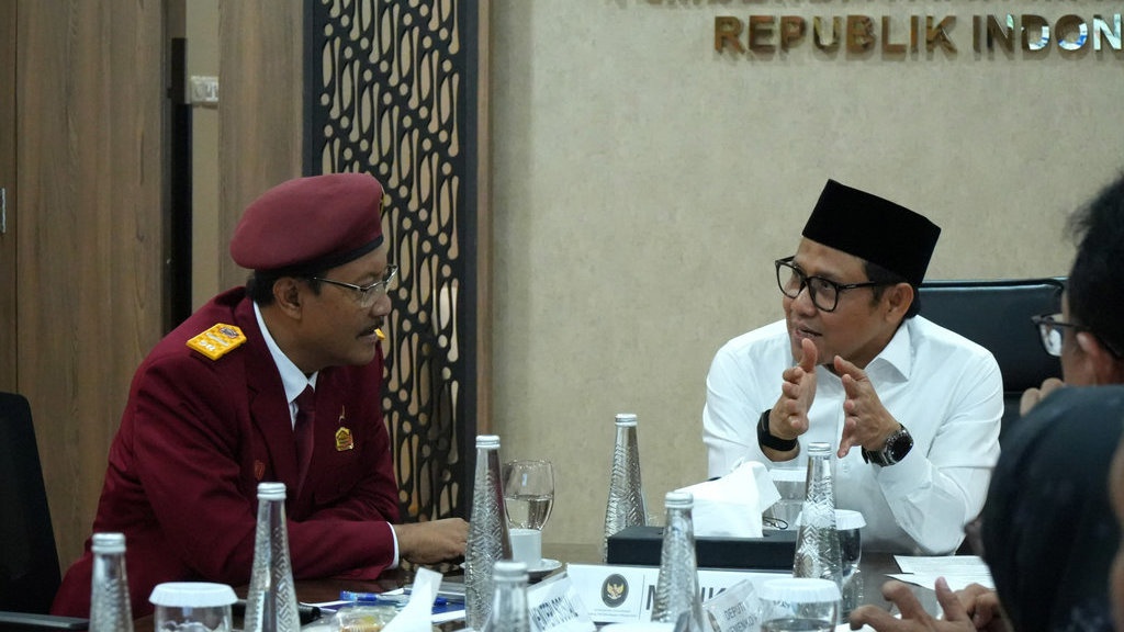 Menko PM dan Mensos Sepakat Reformasi Akreditasi Panti Asuhan Menko PM dan Mensos Sepakat Reformasi Akreditasi Panti Asuhan