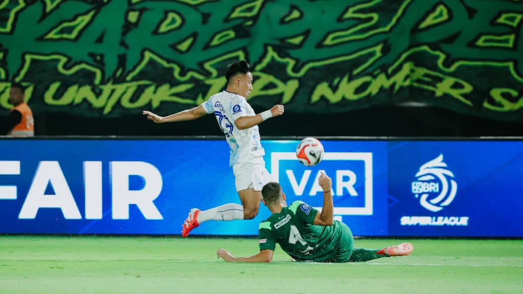 Prediksi PSIM vs Persib Liga Super 2025: Mataram Hentikan Maung? Prediksi PSIM vs Persib Liga Super 2025: Mataram Hentikan Maung?